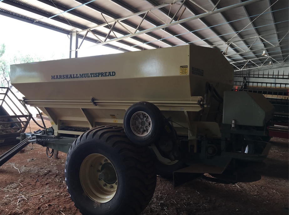 2011 Marshall 860 TL Multi Spreader Machinery & Equipment